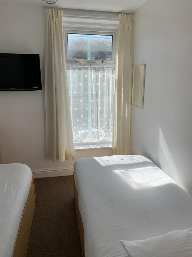 Delamere Holiday Flat Blackpool Extérieur photo